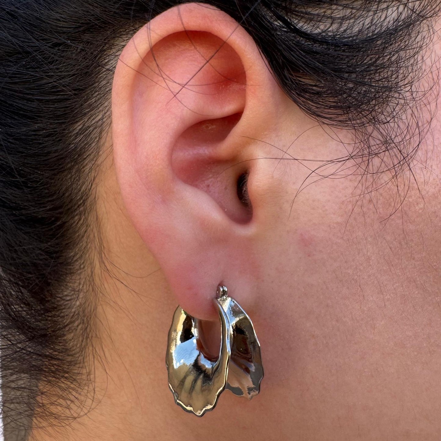 ZAMIRA HOOP EARRINGS