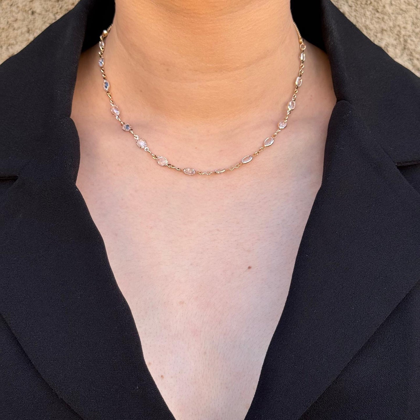 IRIS NECKLACE