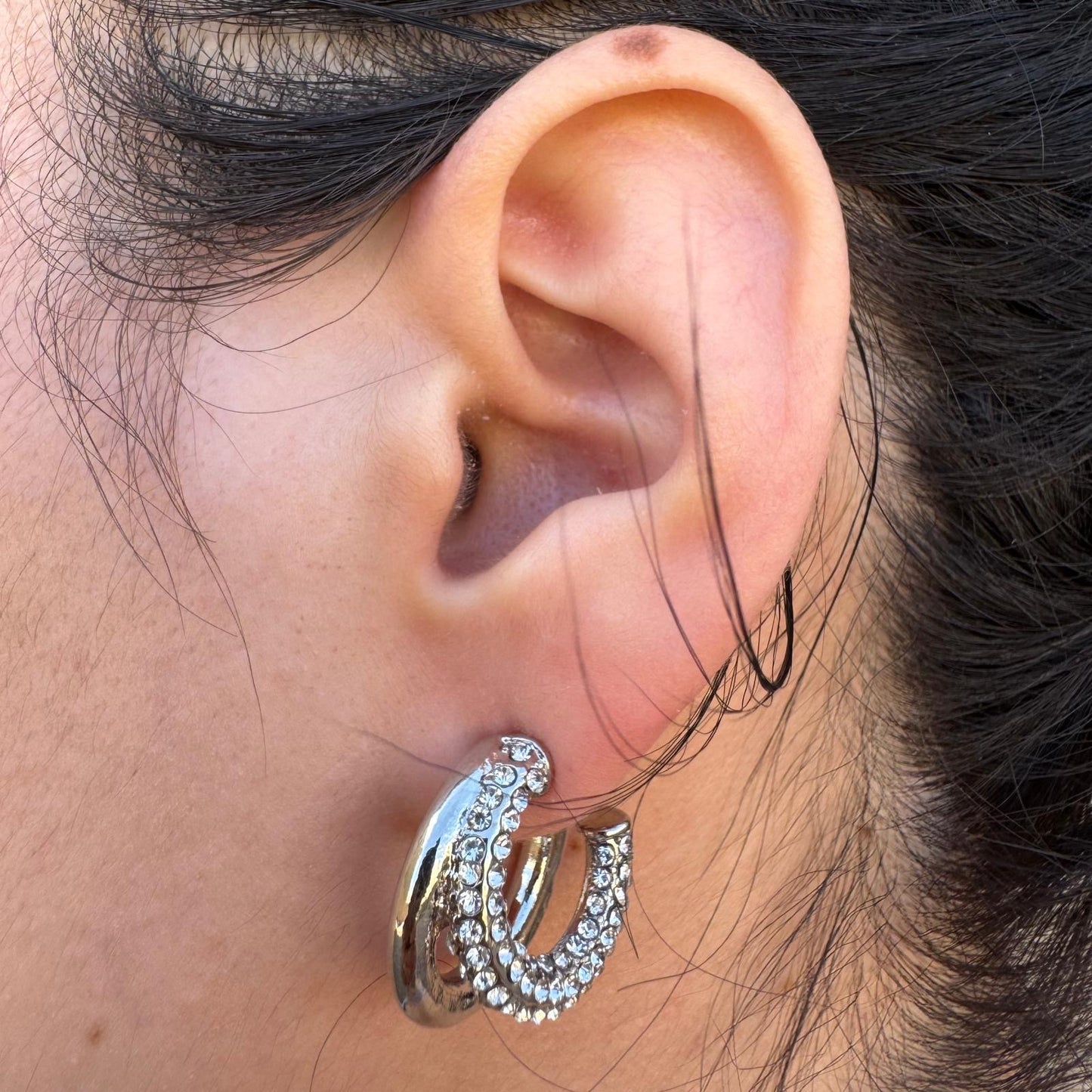 DAMARIS HOOP EARRINGS