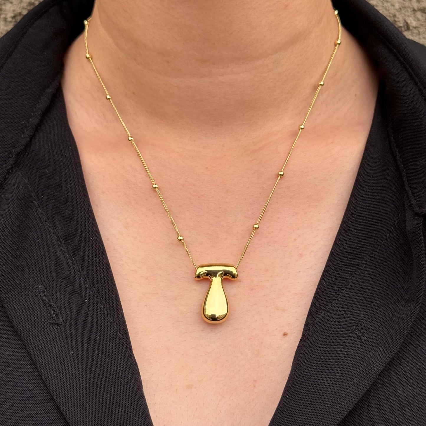 CHUNKY LETTER NECKLACE