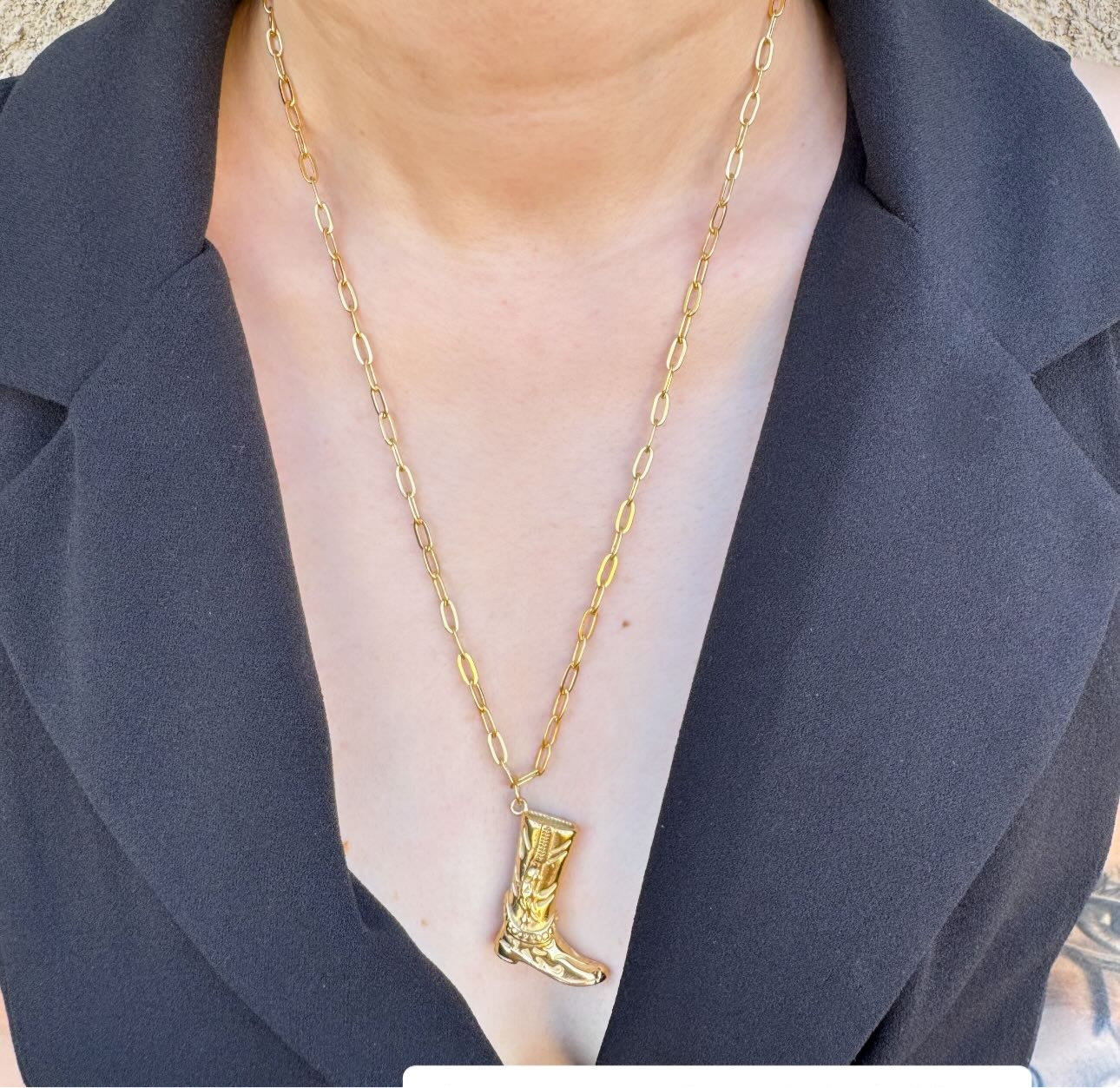 BOTA EN ACERO LONG CHAIN NECKLACE MADE BY TANIAXO