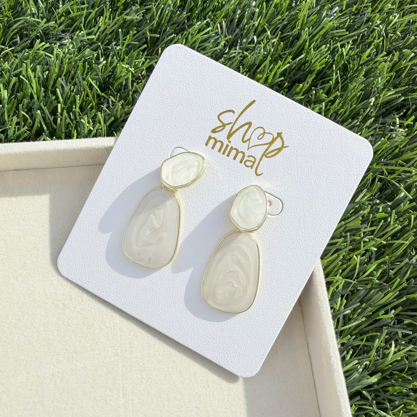 PIEDRAS APERLADAS EARRINGS