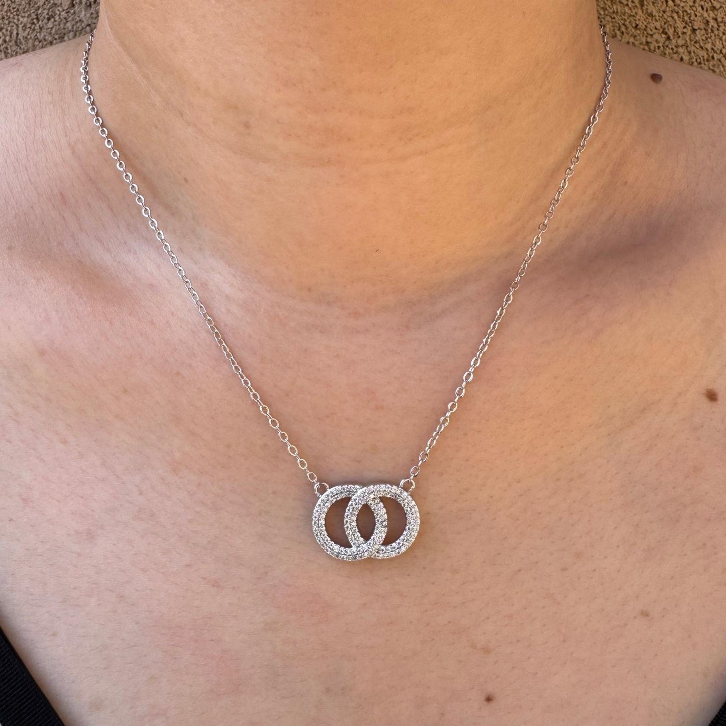 CIRCLES NECKLACE