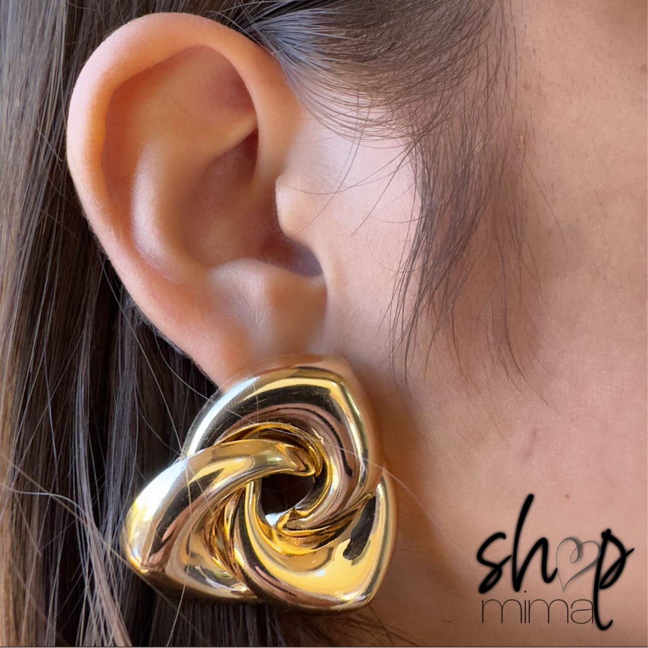 XO SWIVEL EARRINGS