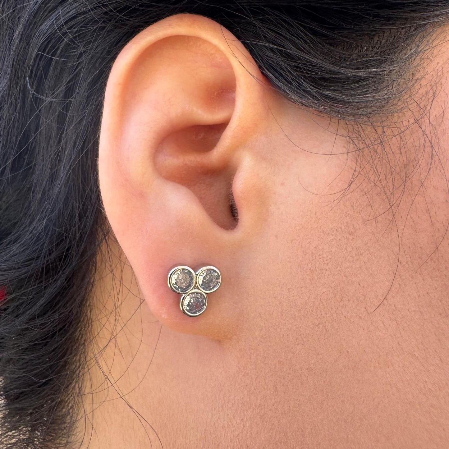 CRISTAL MOUSE EARRINGS
