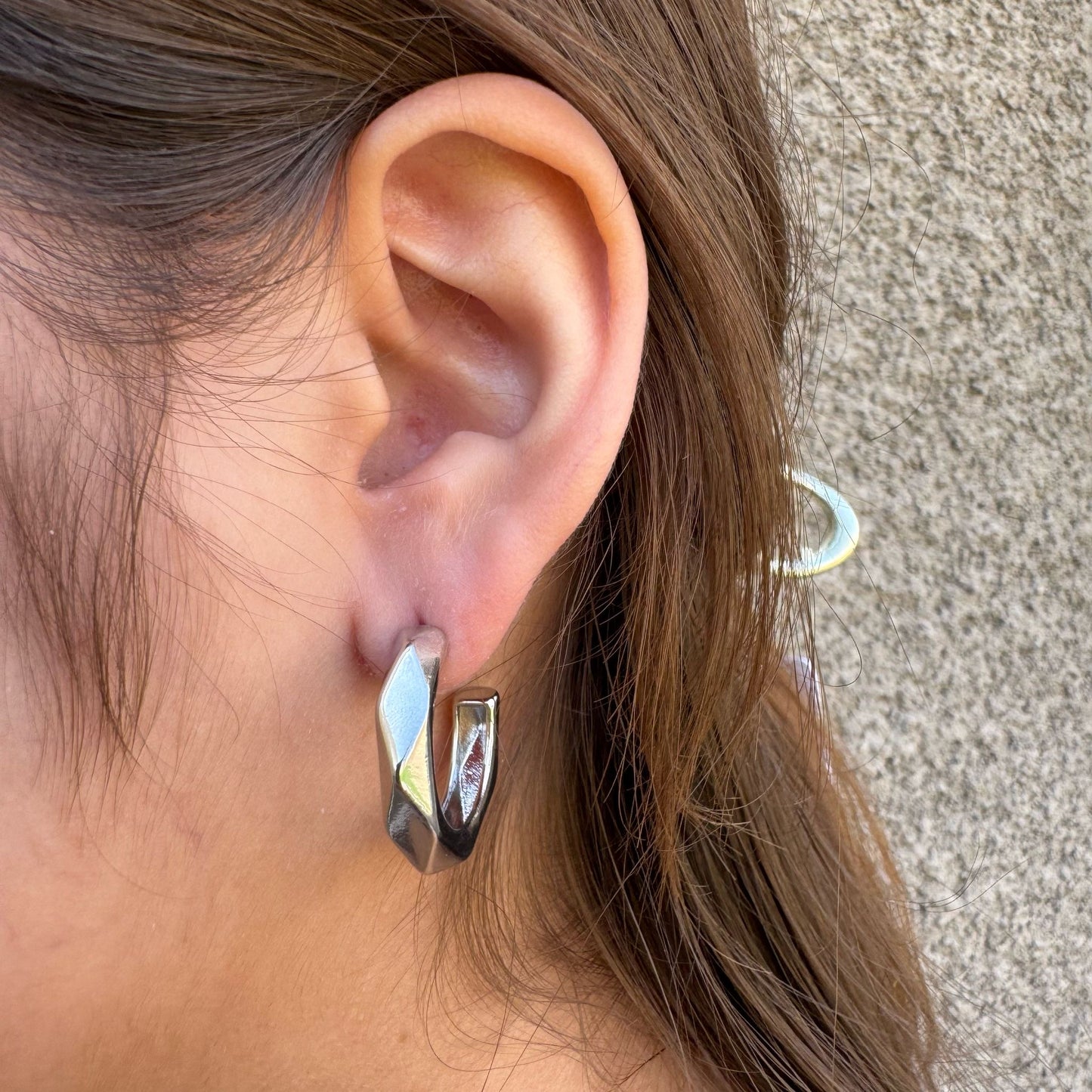 SHYLA HOOPS EARRINGS