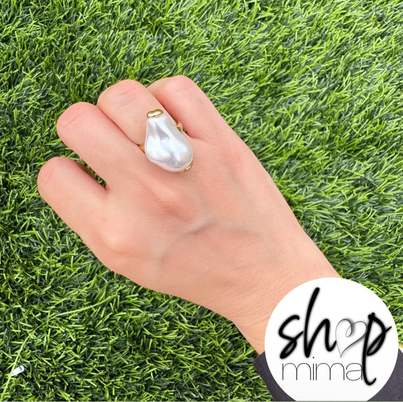 ALE PEARL RING ADJUSTABLE