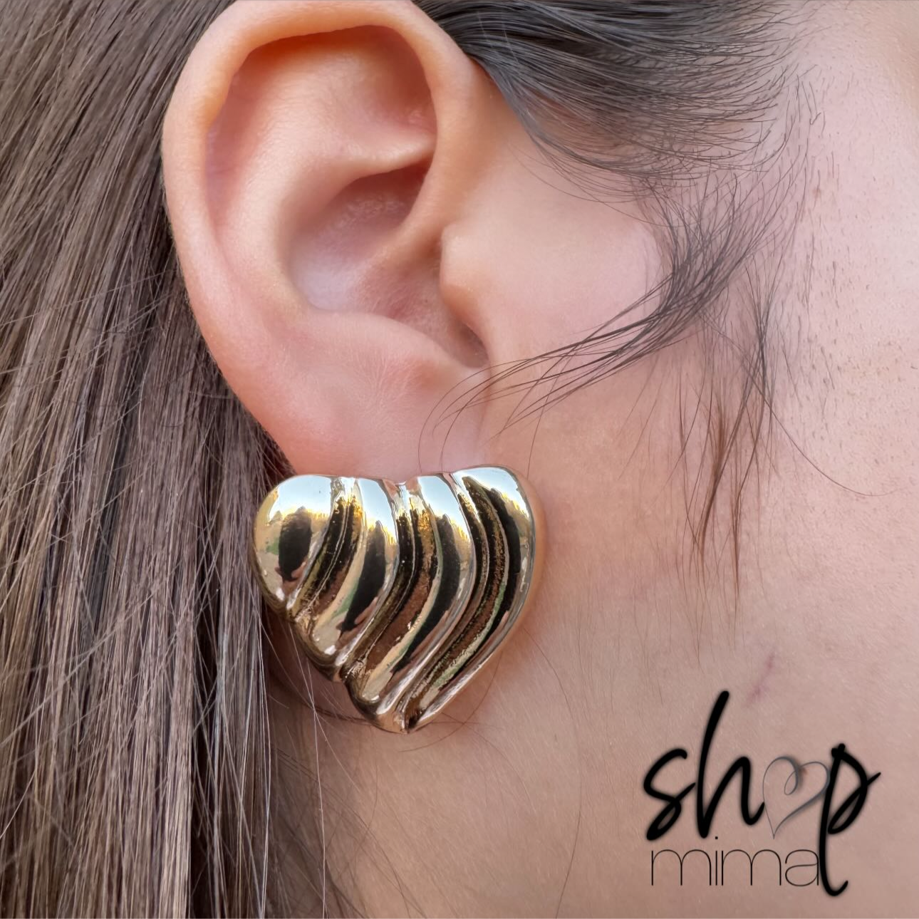 LAURA HEART EARRINGS