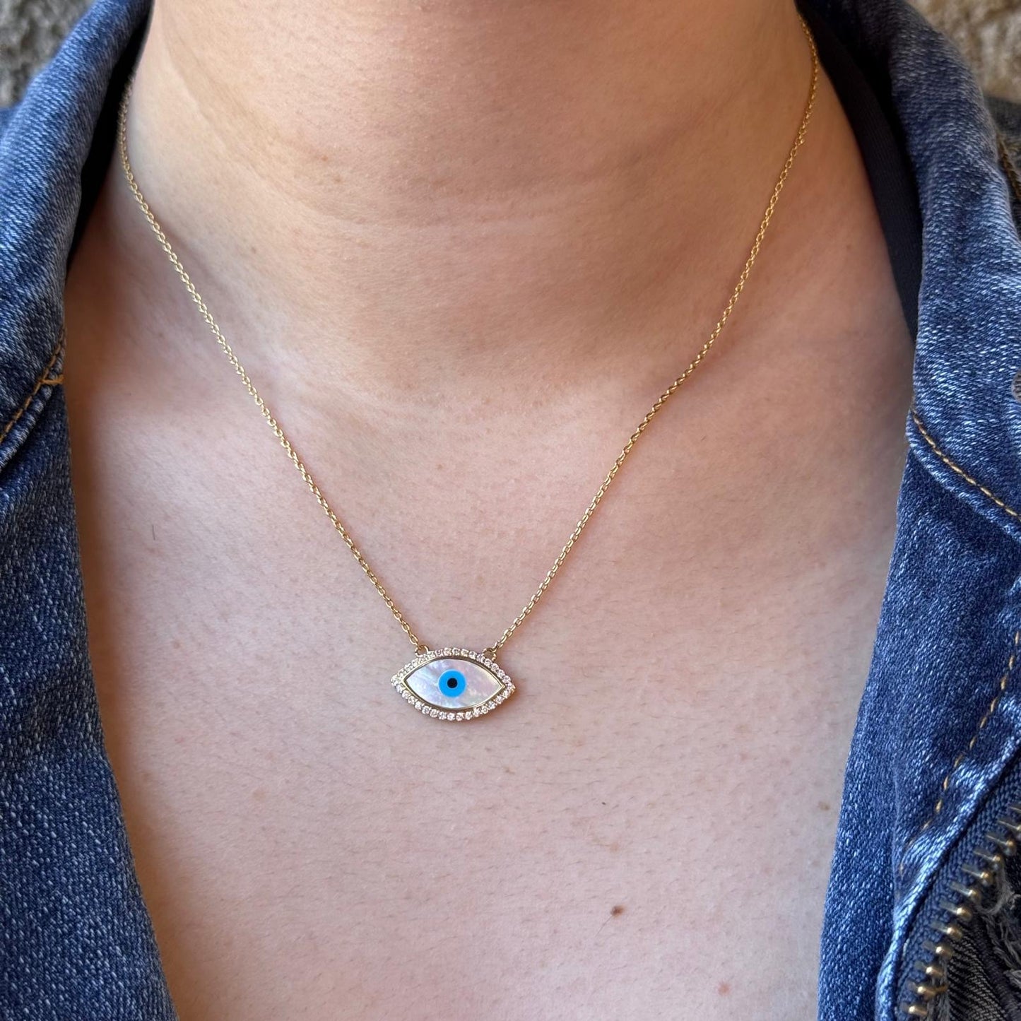 NOVA EYE NECKLACE
