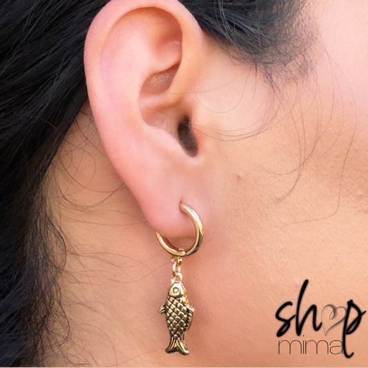 PESCADITOS HUGGIES EARRINGS