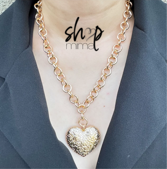SILVIA HEART NECKLACE