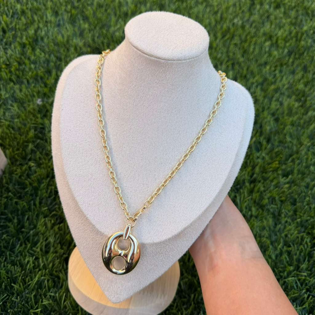 LUX CHARM NECKLACE